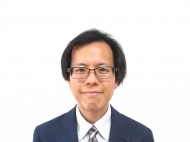 施設長　一戸 亮輔