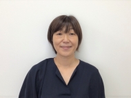 施設長　久野　佐知子